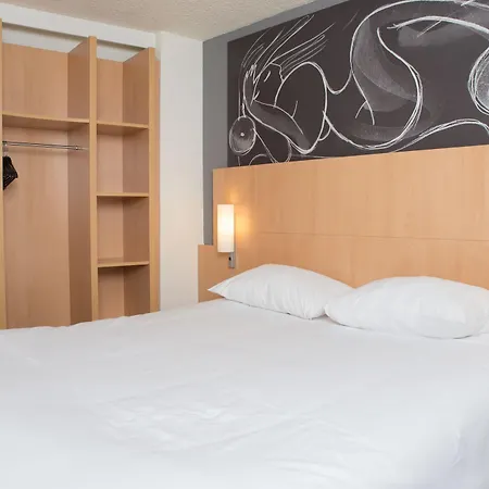 Ibis Brancion Parc Des Expositions 15ème Hotel Parigi