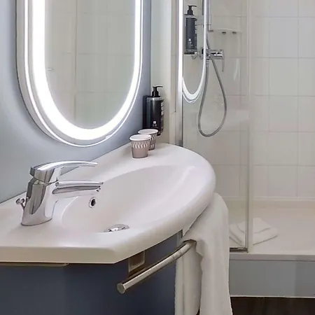 Hotel Ibis Brancion Parc Des Expositions 15eme 3*