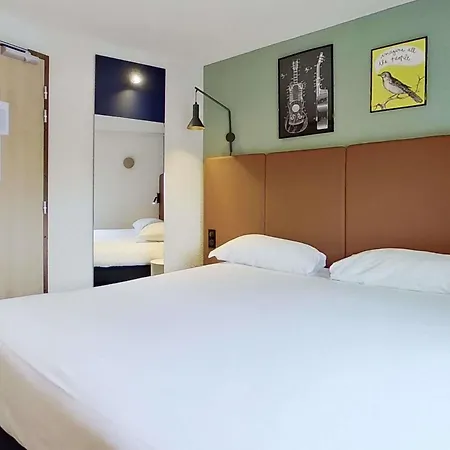 Hotel Ibis Brancion Parc Des Expositions 15eme