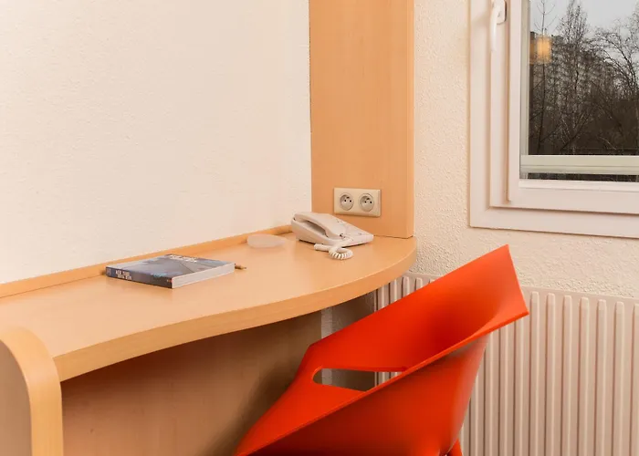 Hotel Ibis Brancion Parc Des Expositions 15ème Paris